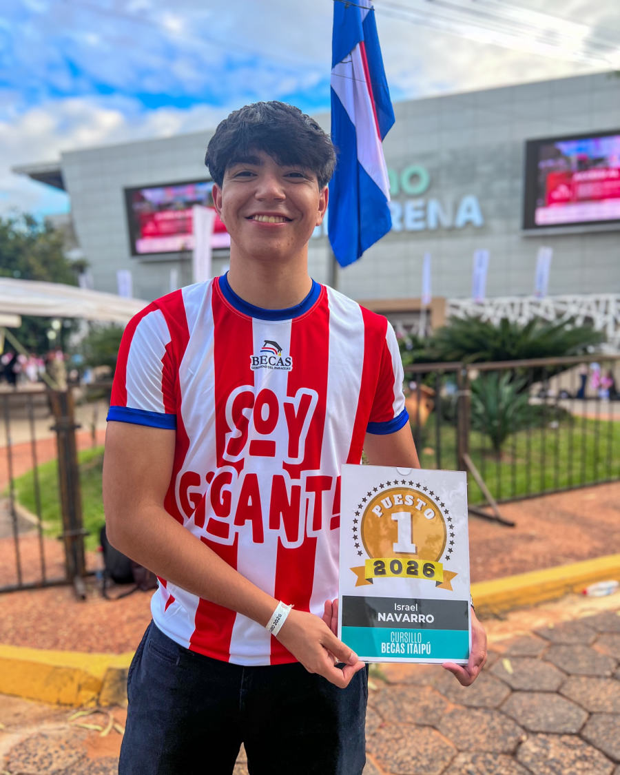 Israel Navarro — Puesto 1 Becas Gobierno del Paraguay 2026, Cursillo Solow
